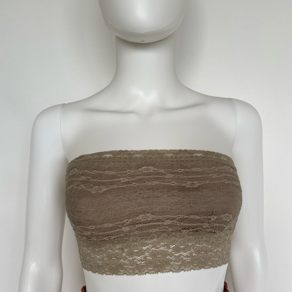 Free People Scalloped Lace Bandeau - Picture 1 of 4